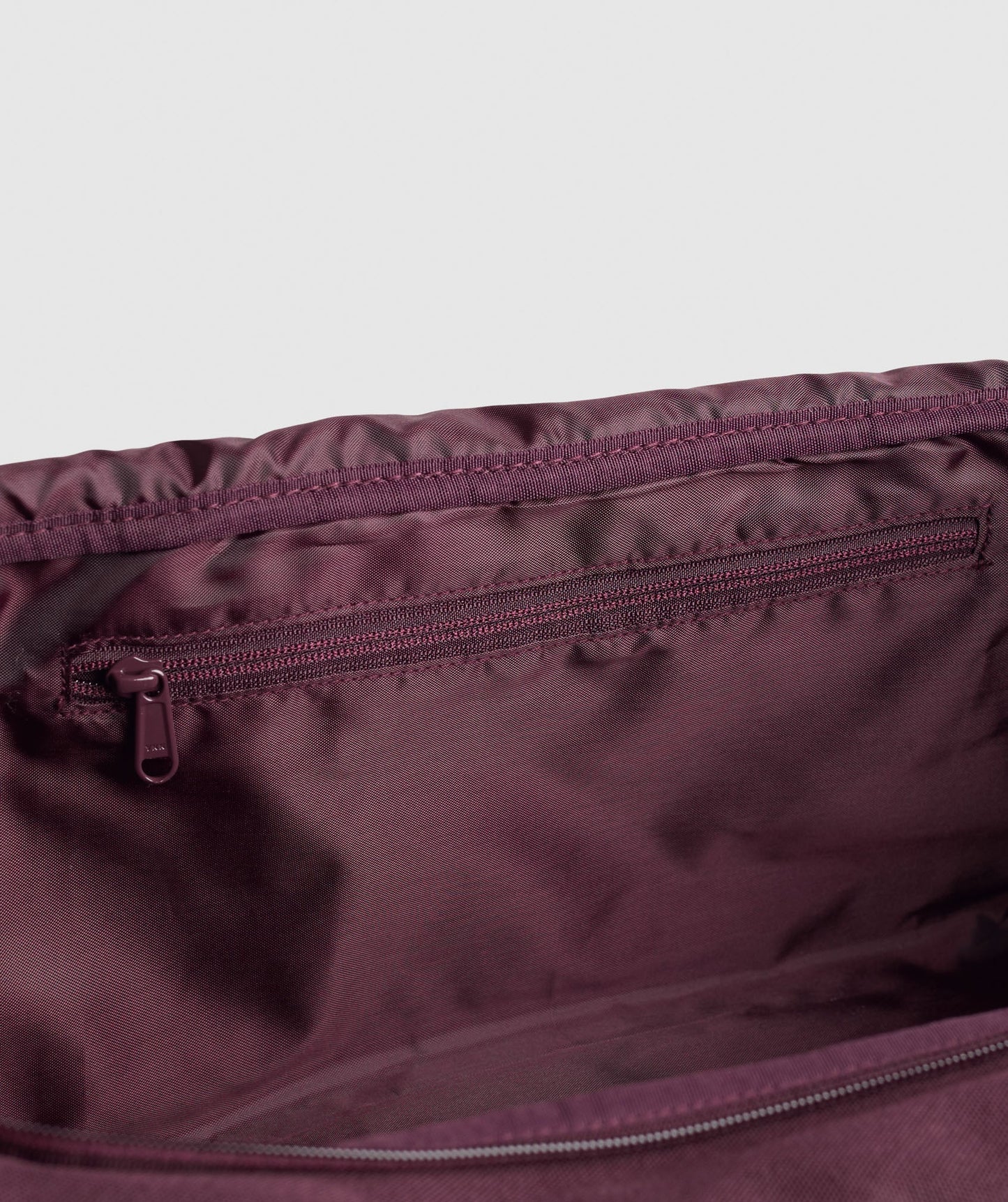 Everyday Gym Bag Medium - Depth Purple