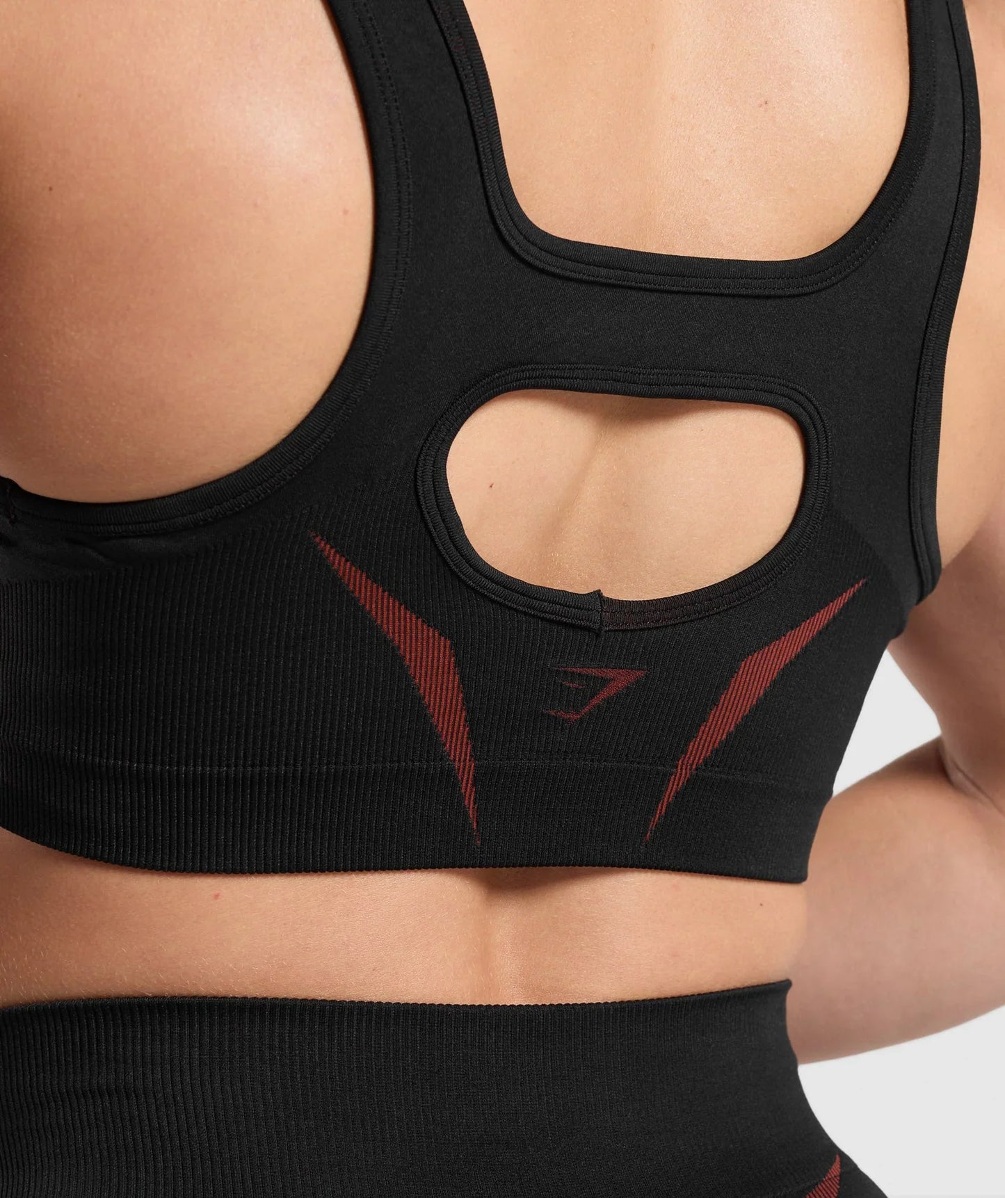 Apex Lift Sports Bra - Black/Reps Red